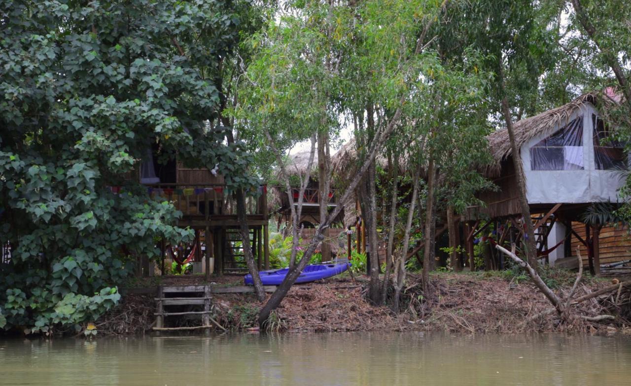 Mama Clares Hotel Sihanoukville Bagian luar foto